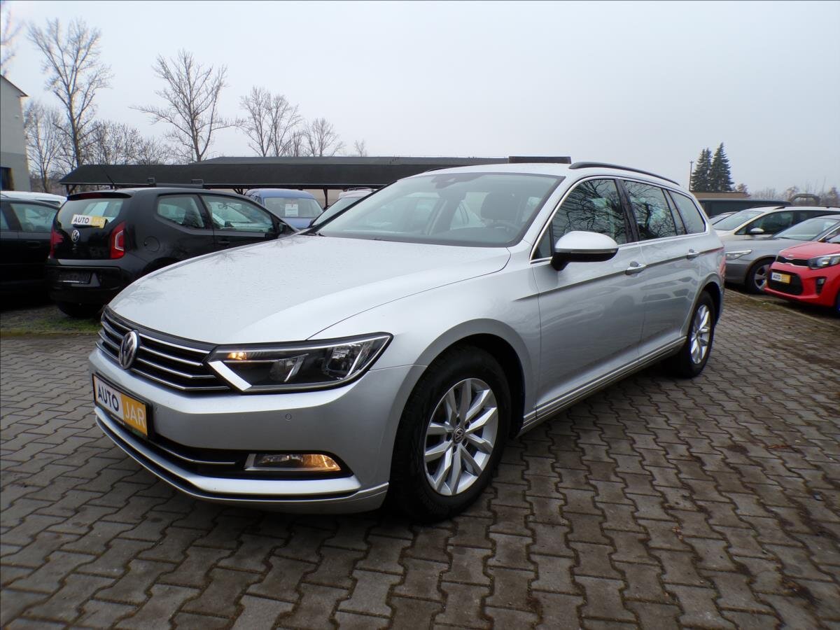 Volkswagen Passat Kombi 1,6 l 88 kw