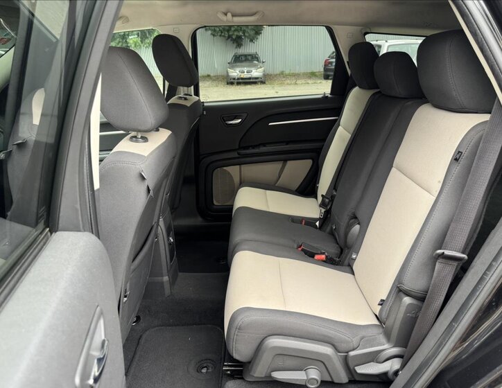 Dodge Journey MPV 2,0 l 103 kw