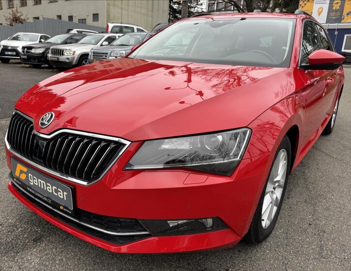 Škoda Superb Kombi 2,0 l 110 kw