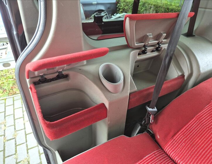 Opel Vivaro VAN-Minibus 2,0 l 84 kw