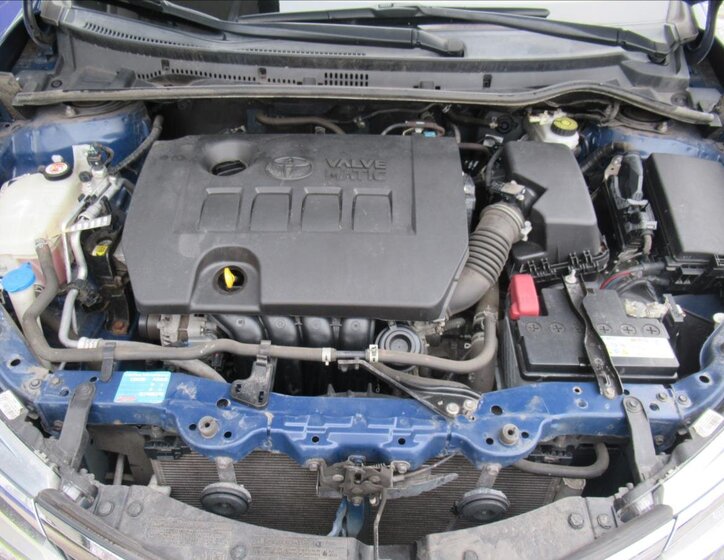 Toyota Corolla Sedan 1,6 l 97 kw