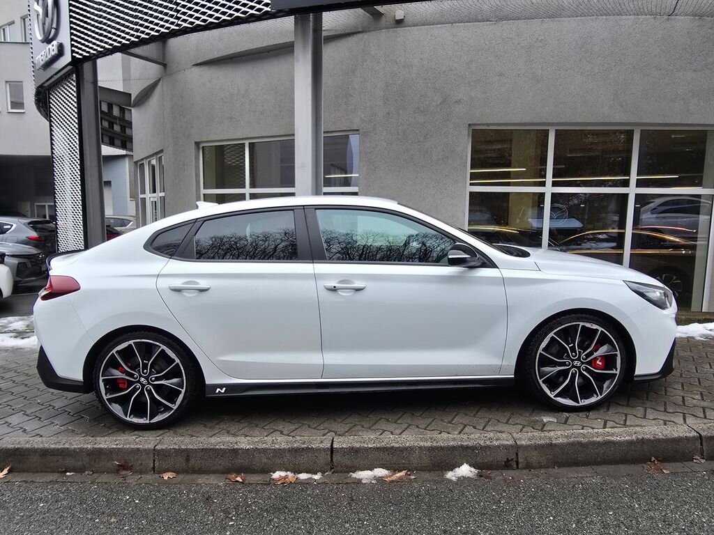 Hyundai i30 Hatchback 2,0 l 202 kw