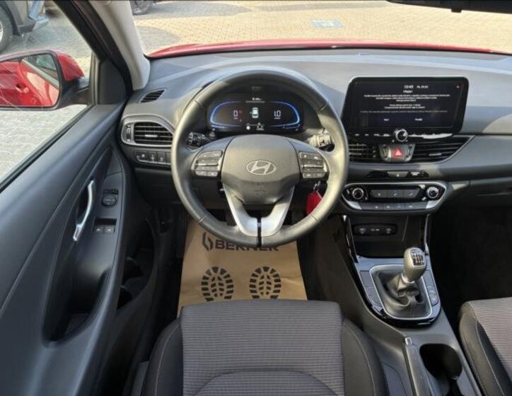 Hyundai i30 Kombi 1,5 l 70 kw