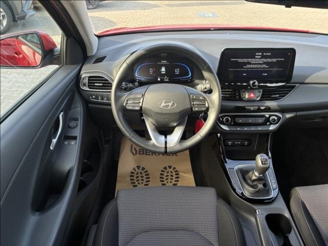 Hyundai i30 Kombi 1,5 l 70 kw