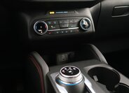 Ford Kuga SUV / Terénní 2,0 l 88 kw