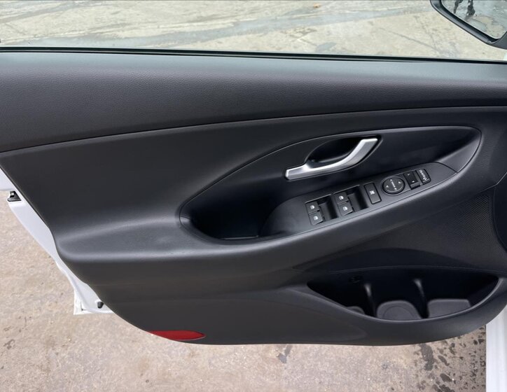 Hyundai i30 Hatchback 1,5 l 80 kw