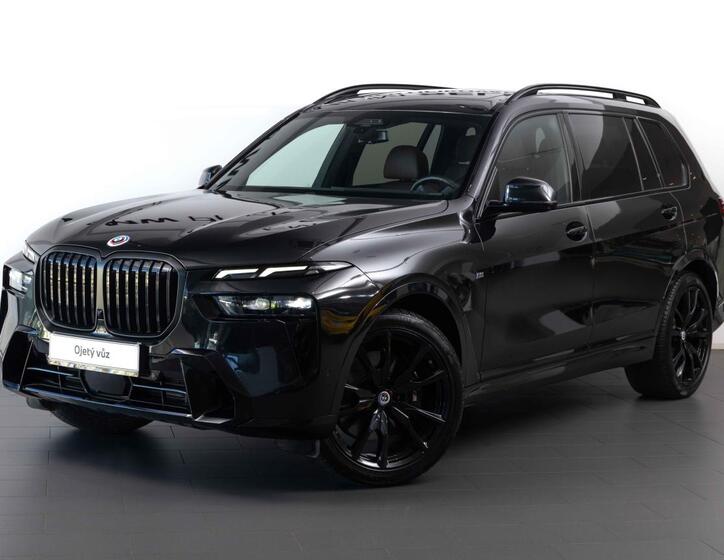 BMW X7 1