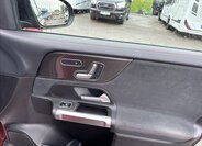 Mercedes-Benz GLB SUV / Terénní 2,0 l 225 kw