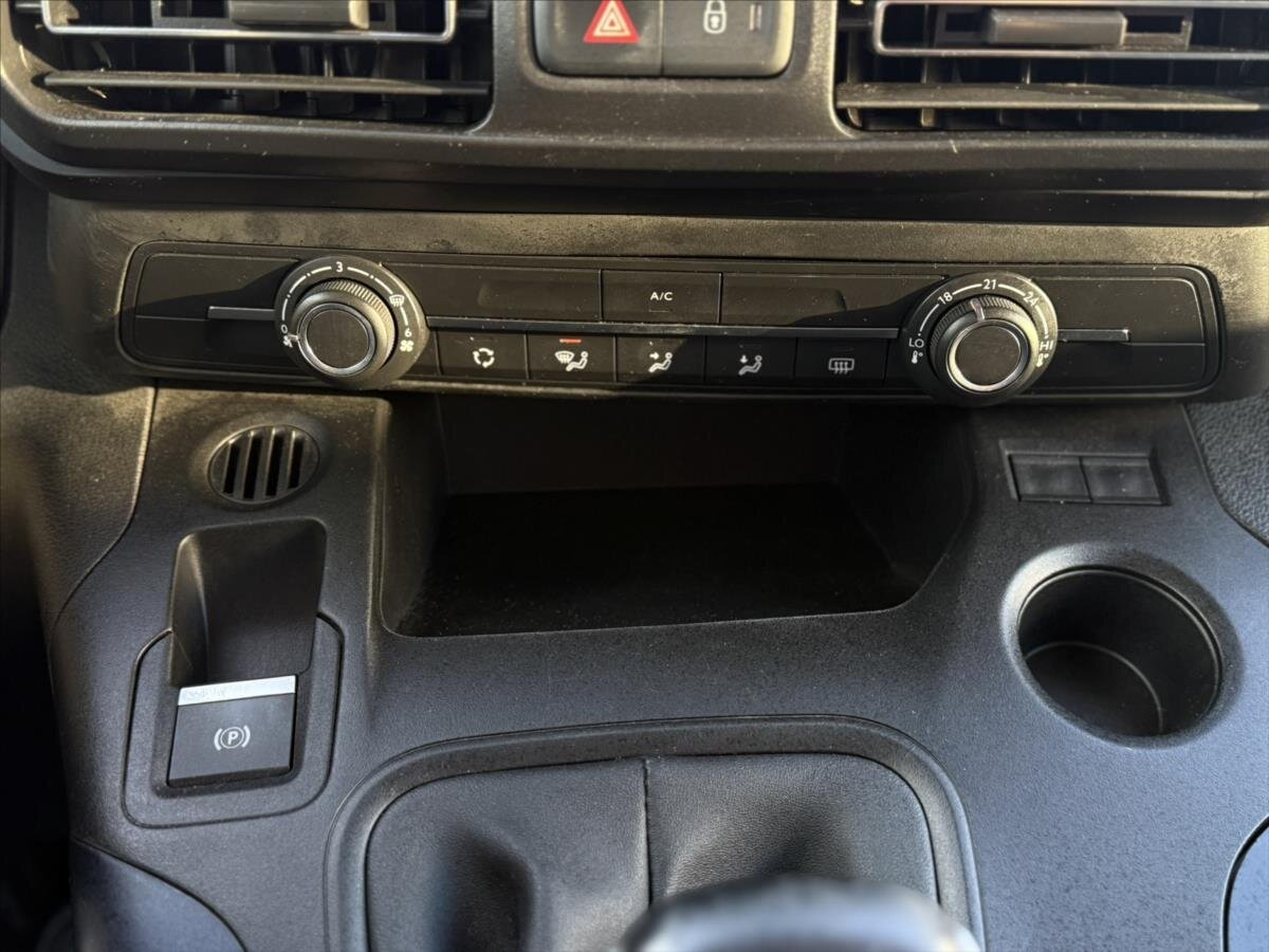 Peugeot Rifter MPV 1,5 l 96 kw