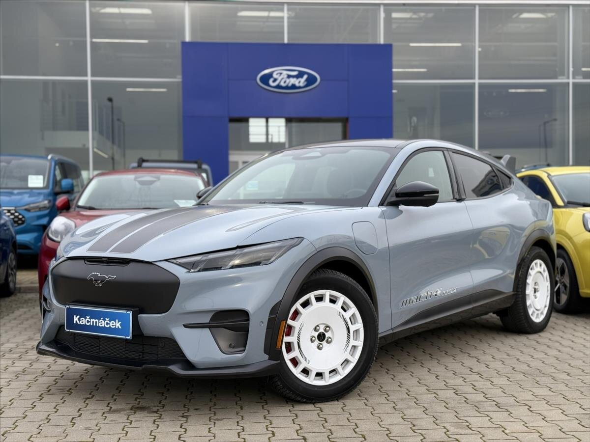 Ford Mustang Mach-E Hatchback 0,0 358 kw