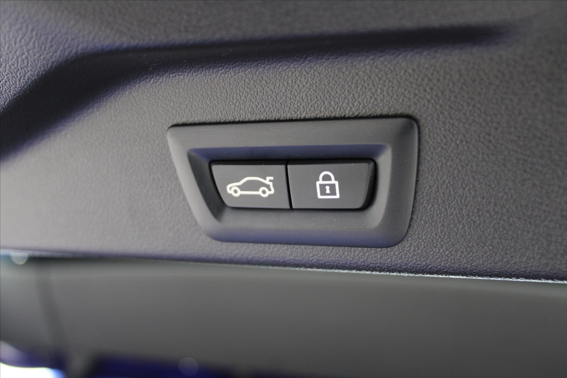 BMW X5 SUV / Terénní 4,4 l 390 kw