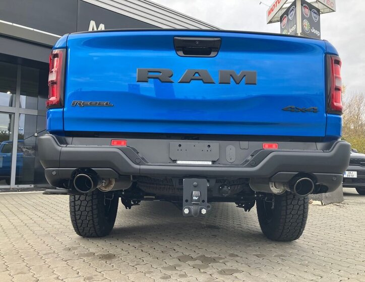 Dodge RAM Pick-up 3,0 l 313 kw