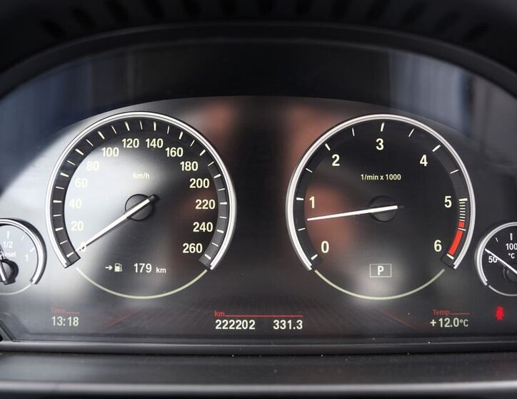 BMW Řada 5 Sedan / Limuzína 3,0 l 190 kw