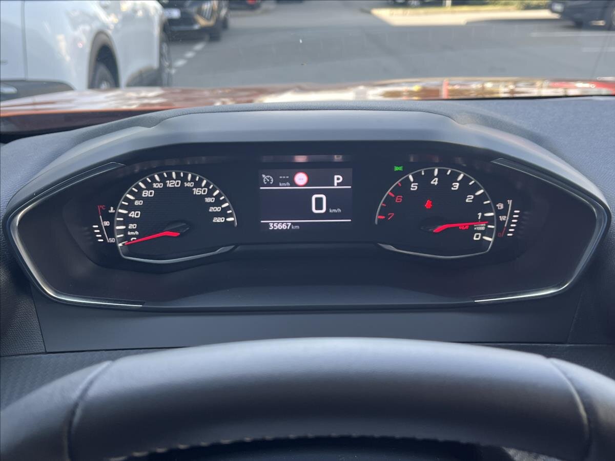 Peugeot 2008 SUV / Terénní 1,2 l 96 kw