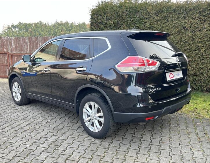 Nissan X-Trail SUV 1,6 l 96 kw