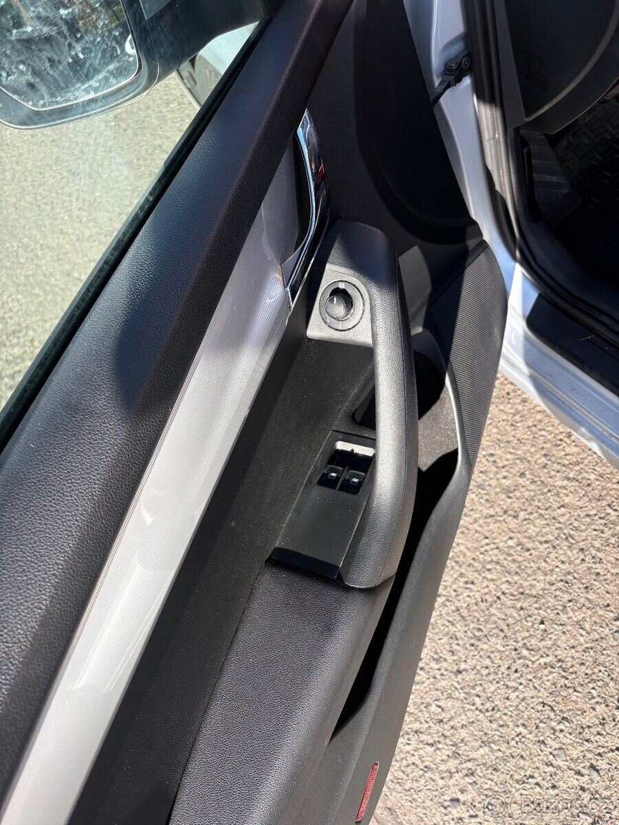 Škoda Octavia Kombi 0,0 77 kw