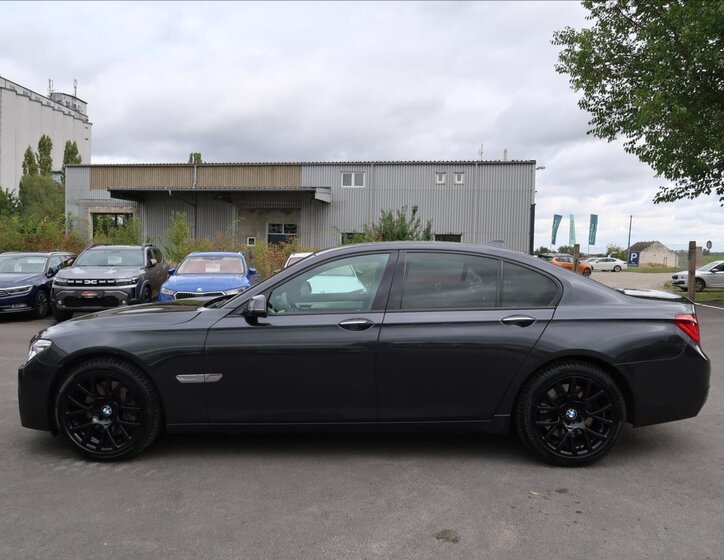 BMW Řada 7 6