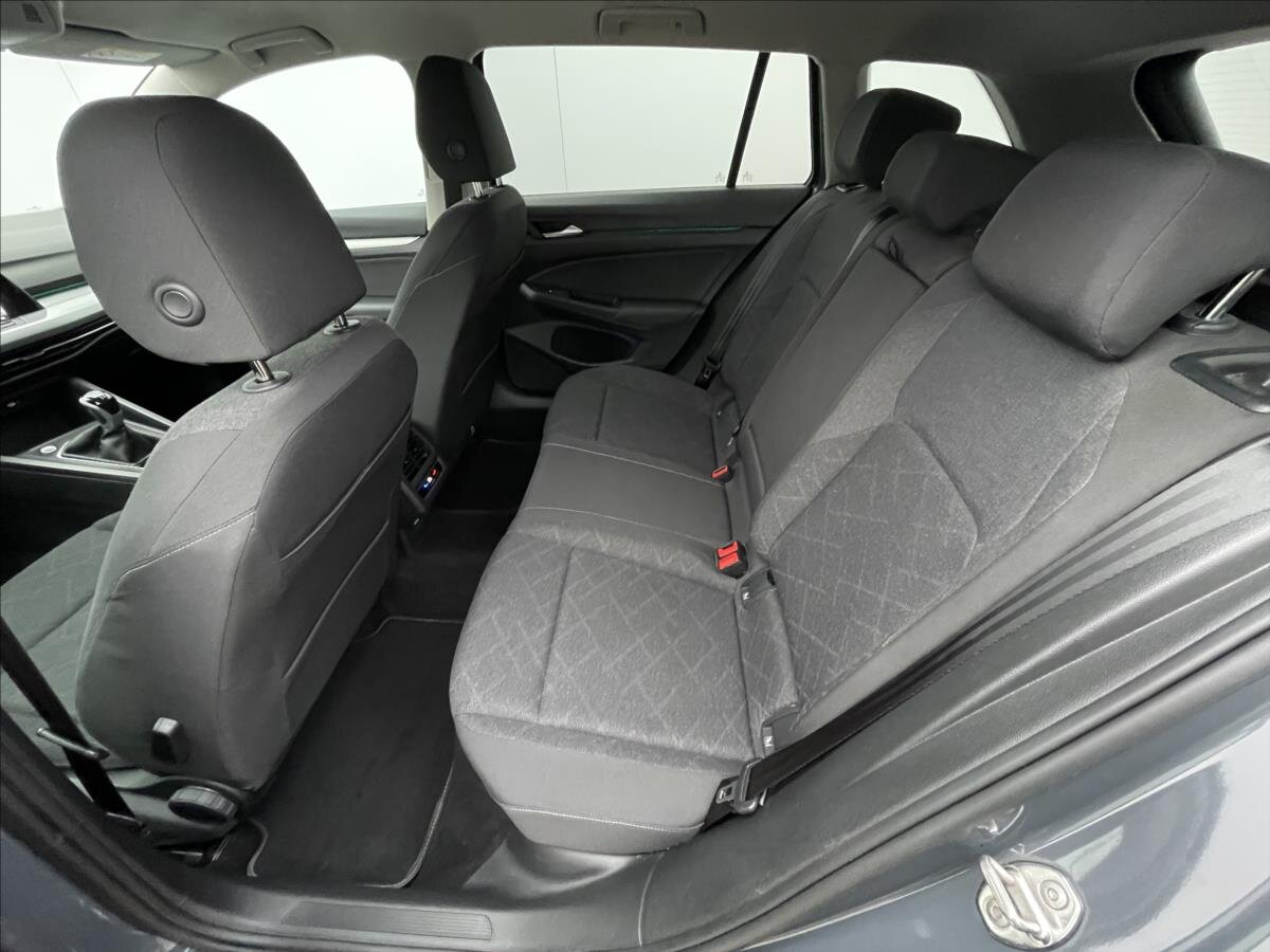 Volkswagen Golf Kombi 1,5 l 96 kw