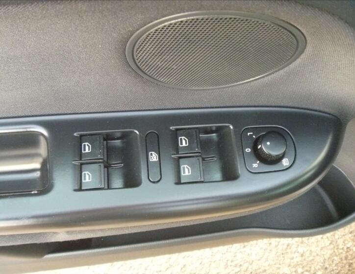 Volkswagen Golf Plus 8