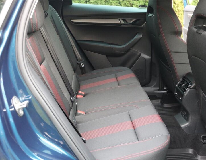 Škoda Karoq Kombi 1,6 l 85 kw