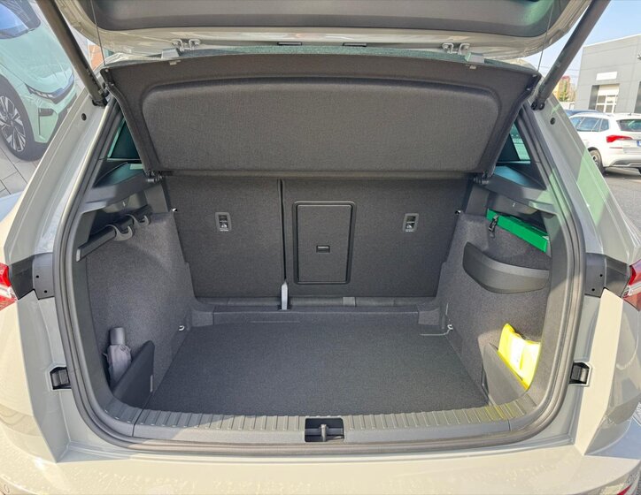 Škoda Karoq SUV / Terénní 1,5 l 110 kw