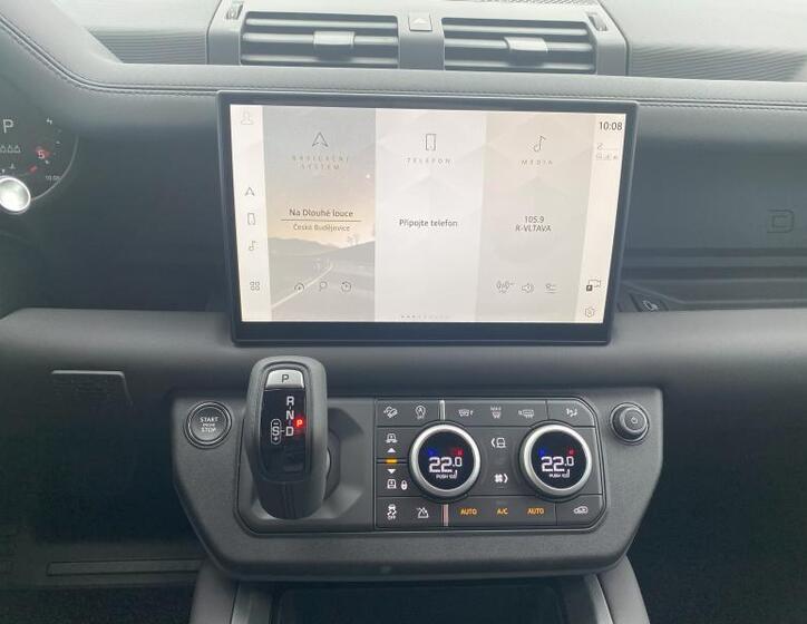 Land Rover Defender 20