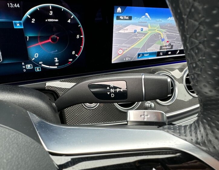 Mercedes-Benz Třídy E Kombi 2,9 l 243 kw