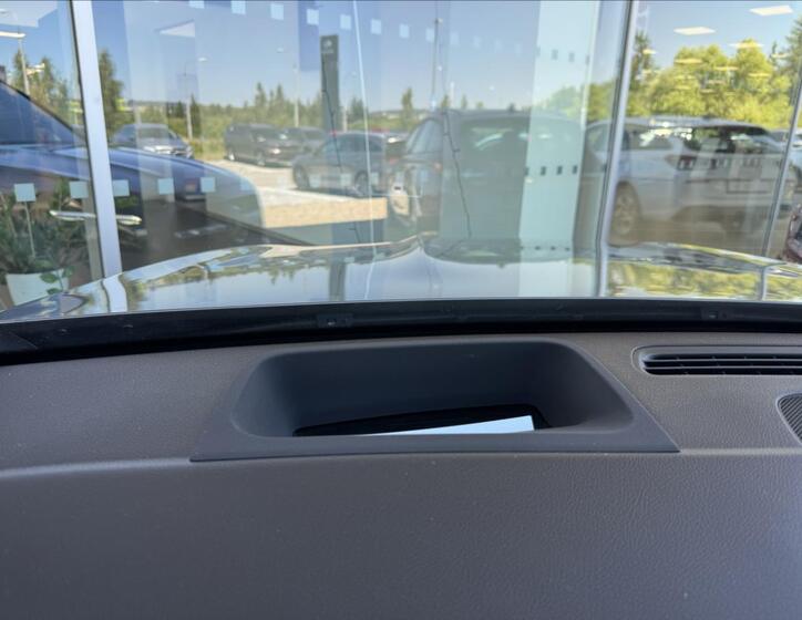 Mercedes-Benz GLB 38