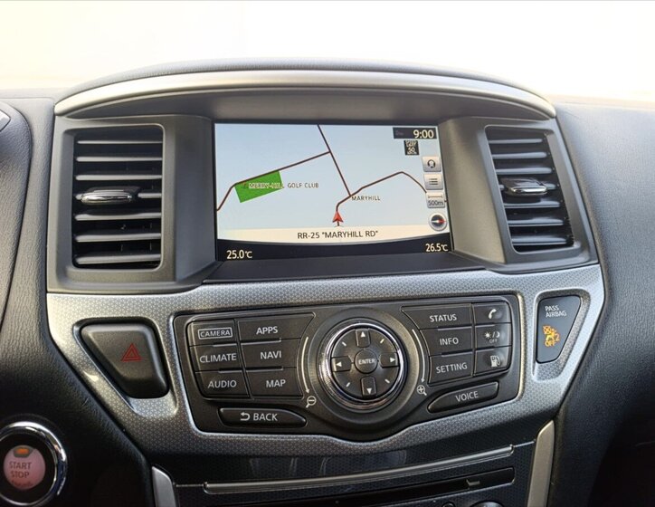 Nissan Pathfinder SUV / Terénní 3,5 l 212 kw