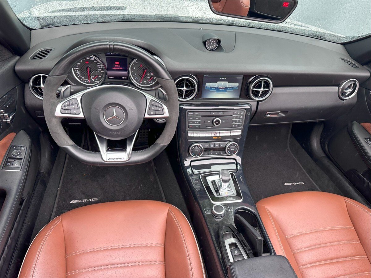 Mercedes-Benz SLC Kabriolet 3,0 l 270 kw