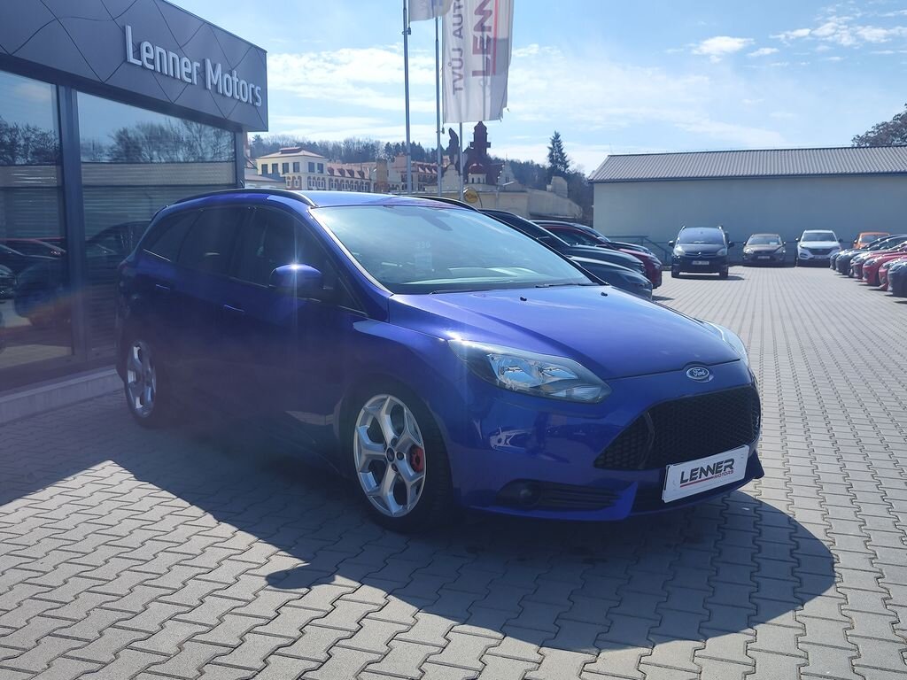 Ford Focus Kombi 2,0 l 218 kw