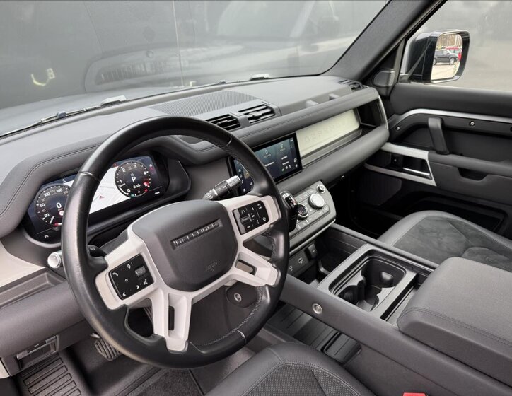 Land Rover Defender SUV / Terénní 3,0 l 221 kw