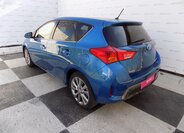 Toyota Auris Hatchback 1,8 l 73 kw