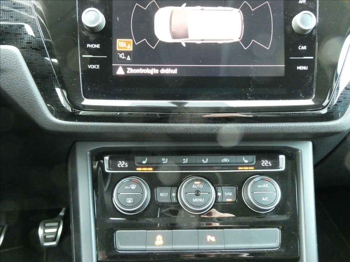 Volkswagen Touran MPV 1,2 l 81 kw