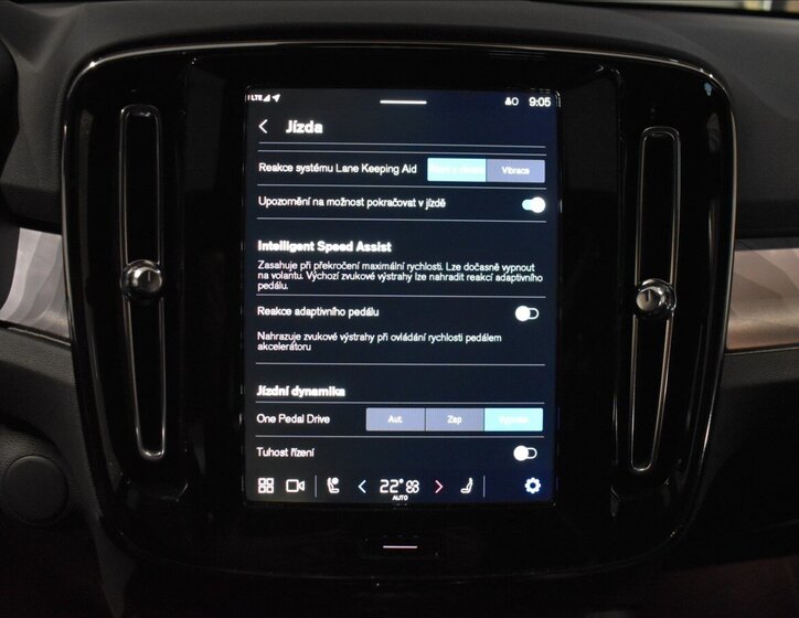 Volvo EX40 SUV 0,0 325 kw