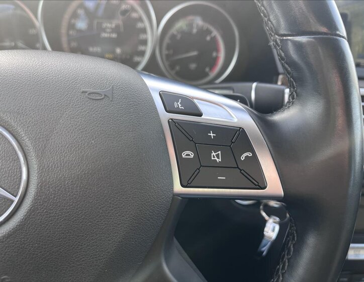 Mercedes-Benz Třídy E Kombi 3,0 l 190 kw