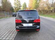 Volkswagen Touran 8