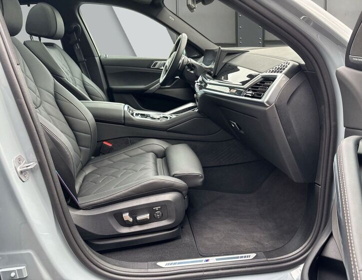 BMW X6 SUV / Terénní 3,0 l 250 kw