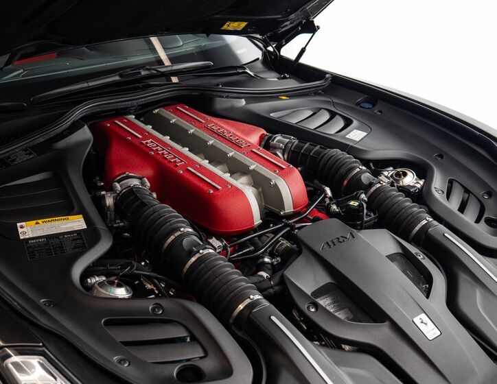 Ferrari GTC4 Lusso 24