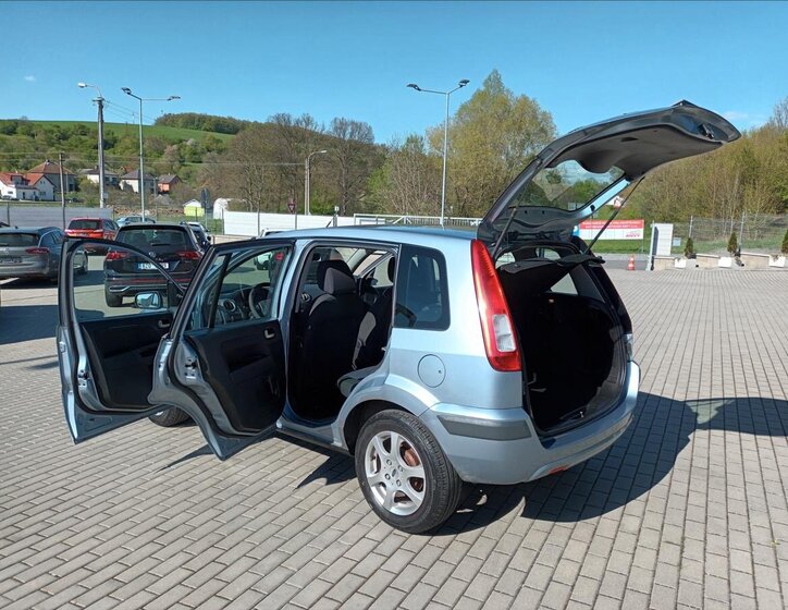 Ford Fusion Hatchback 1,4 l 59 kw