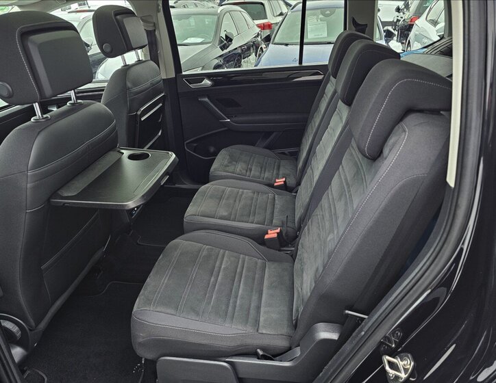 Volkswagen Touran Kombi 1,4 l 110 kw