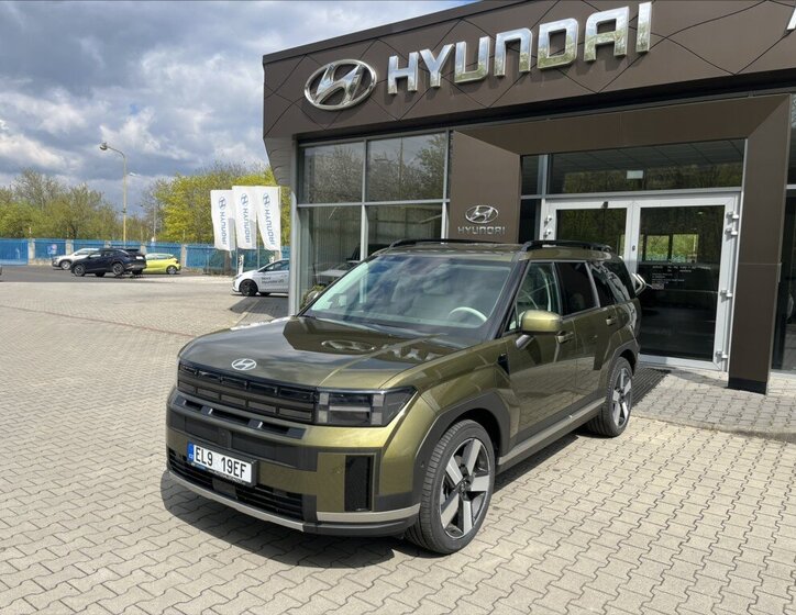 Hyundai Santa Fe SUV / Terénní 1,6 l 185 kw