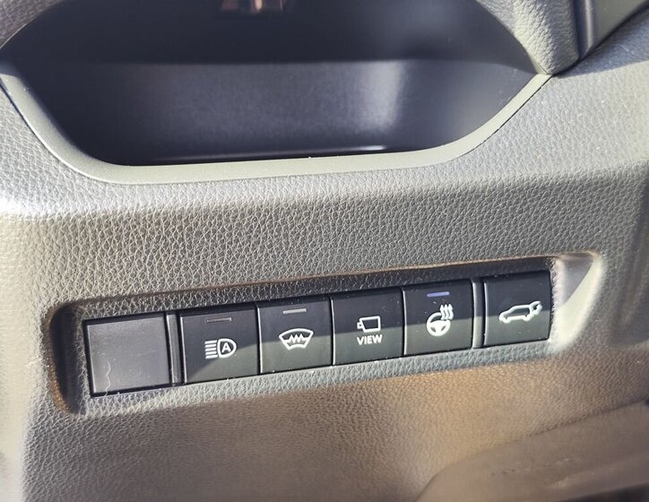 Toyota RAV4 SUV / Terénní 2,5 l 163 kw