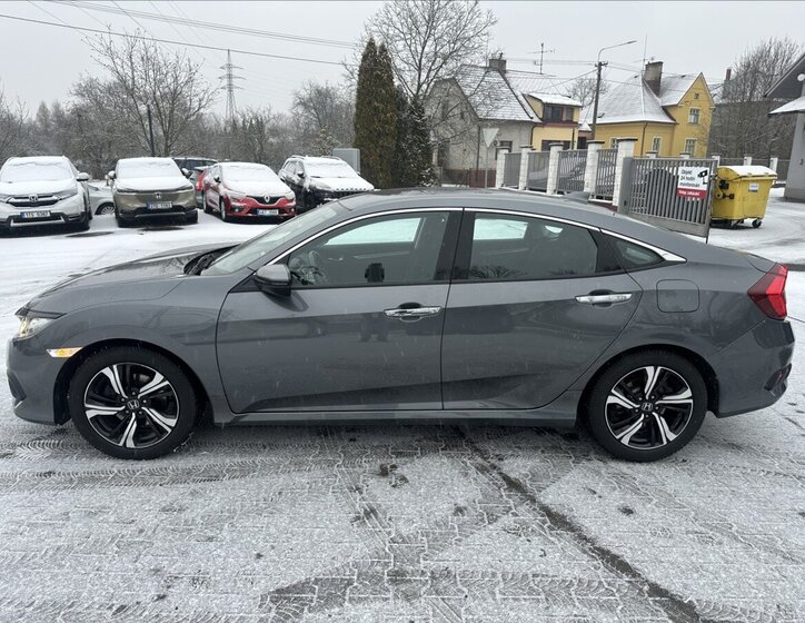 Honda Civic Sedan 1,5 l 134 kw