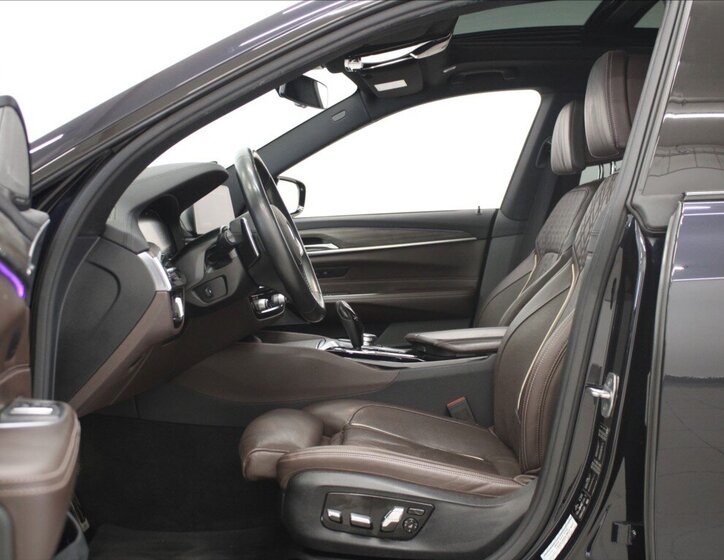 BMW Řada 6 Liftback 3,0 l 235 kw