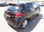 Peugeot 208 11