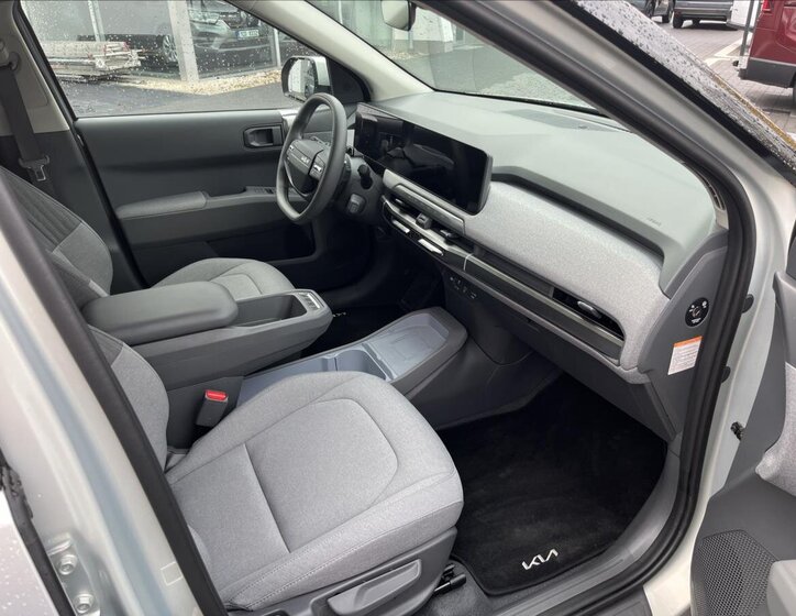 KIA EV3 SUV / Terénní 0,0 150 kw