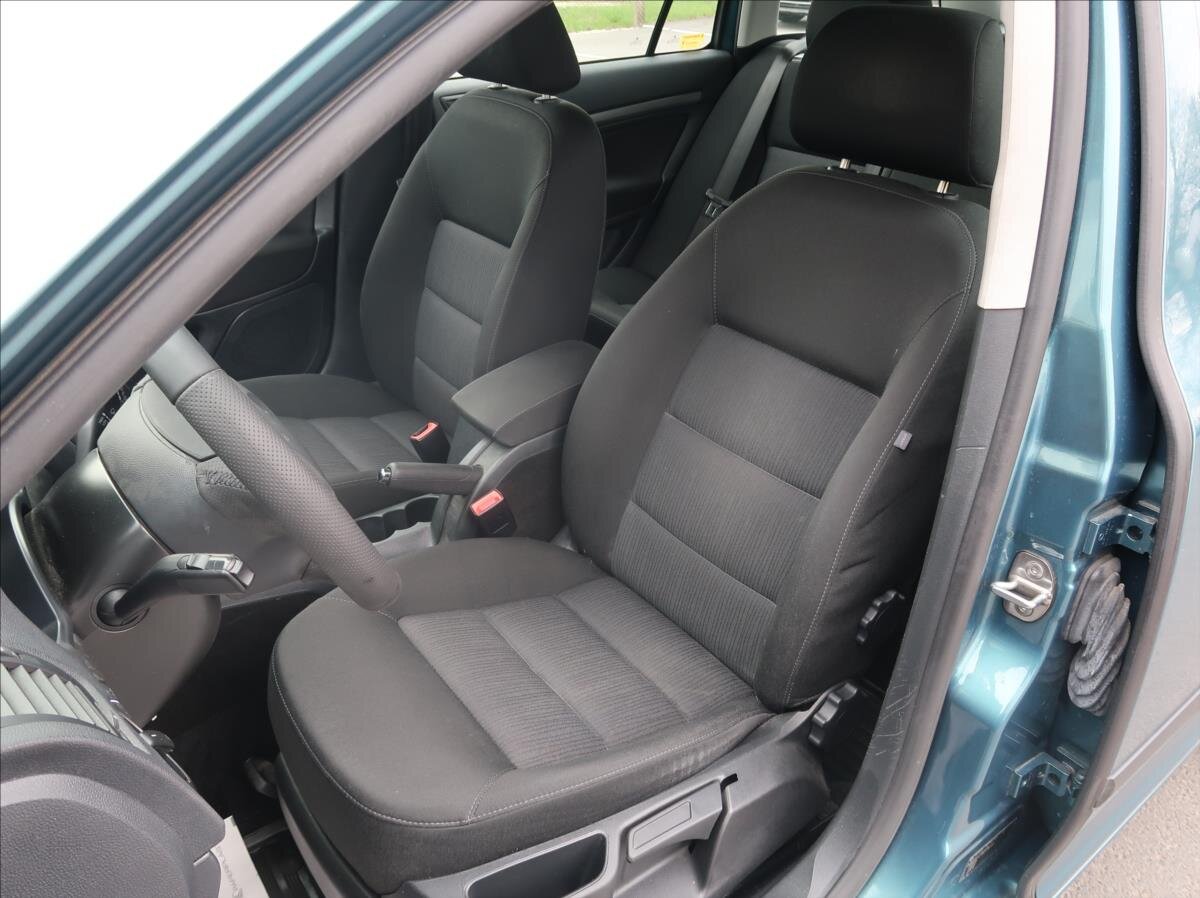 Škoda Octavia Kombi 2,0 l 103 kw