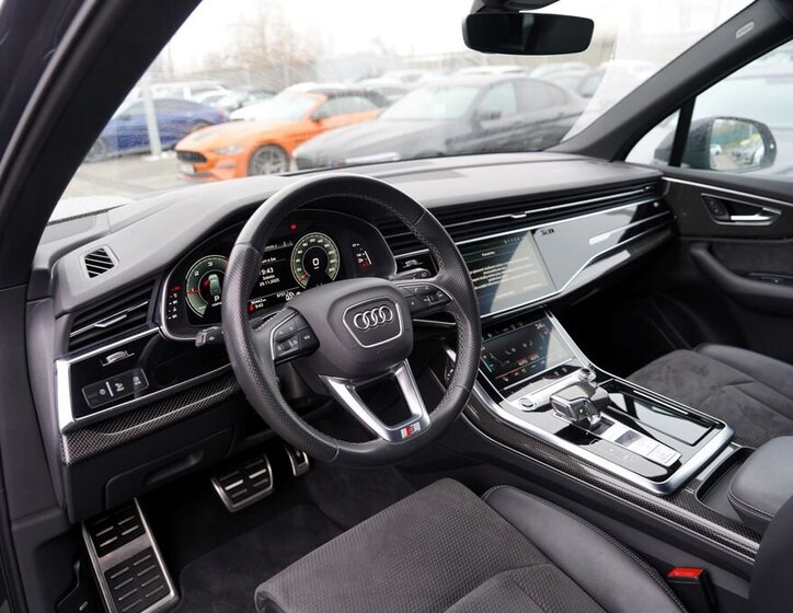Audi Q7 26