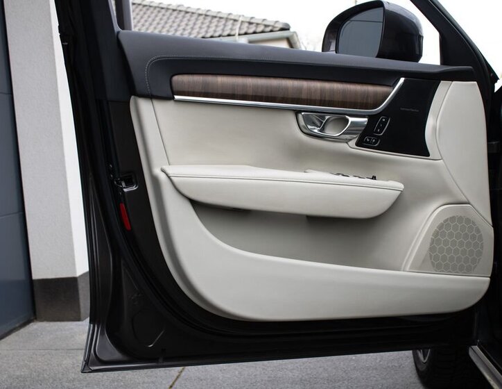 Volvo V90 Kombi 2,0 l 173 kw